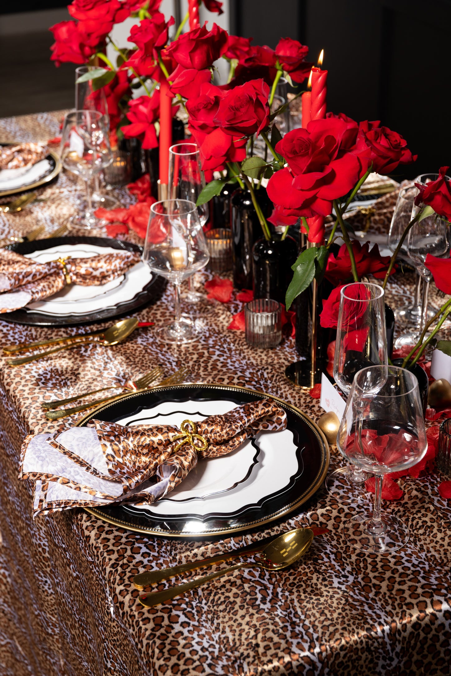 Crimson Affair Tablescape