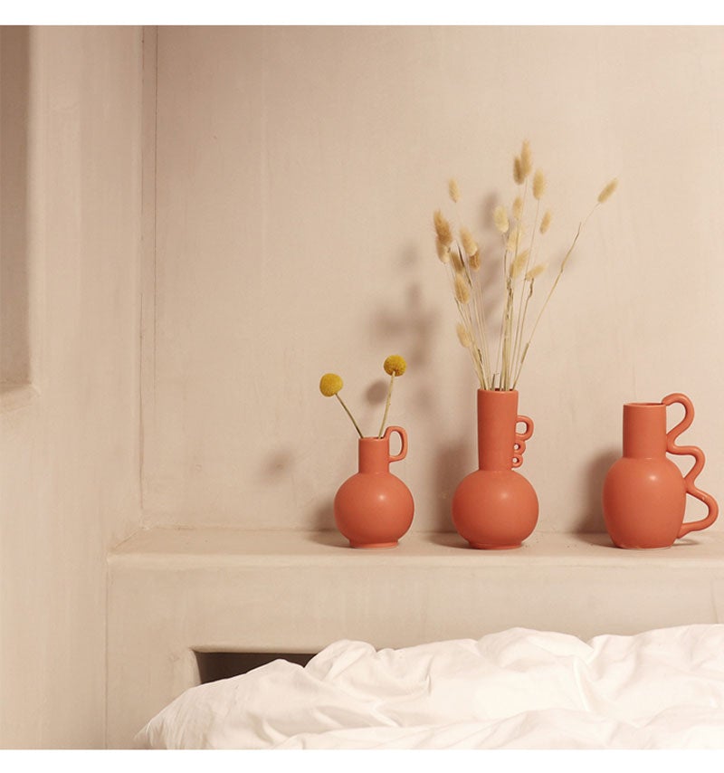 Retro Curvy Vases
