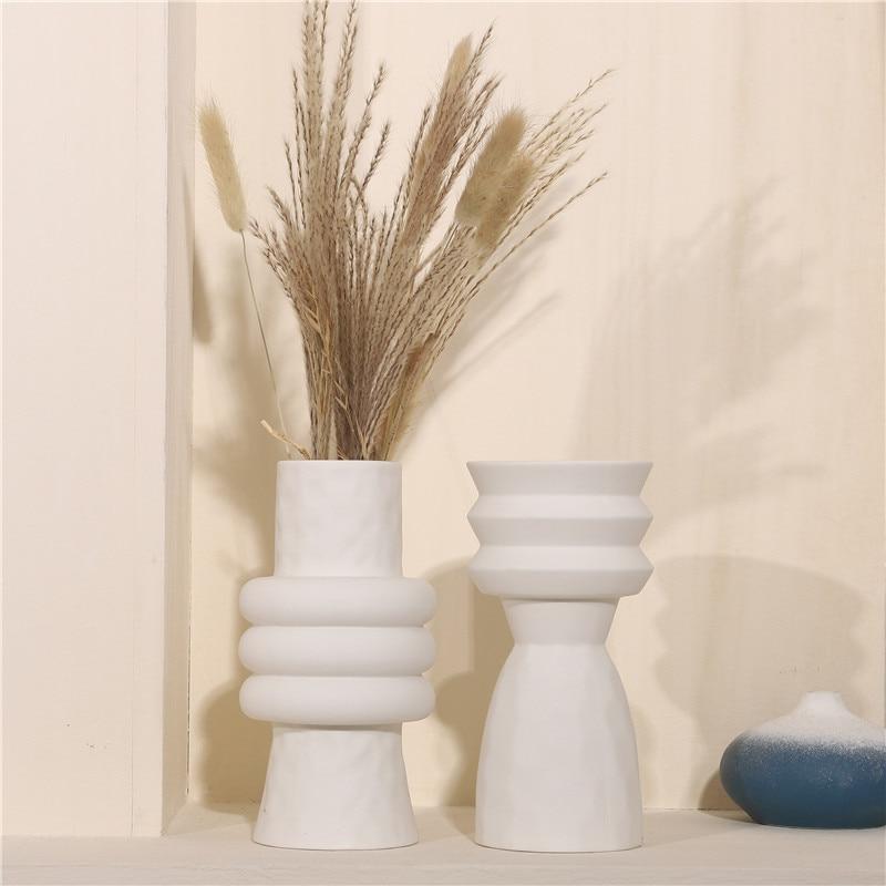 Wavy Vases